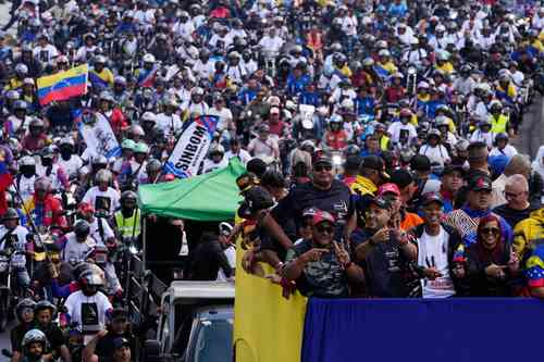 Manifestaciones en Venezuela exigen liberación de Maduro tras incursión de fuerzas estadounidenses